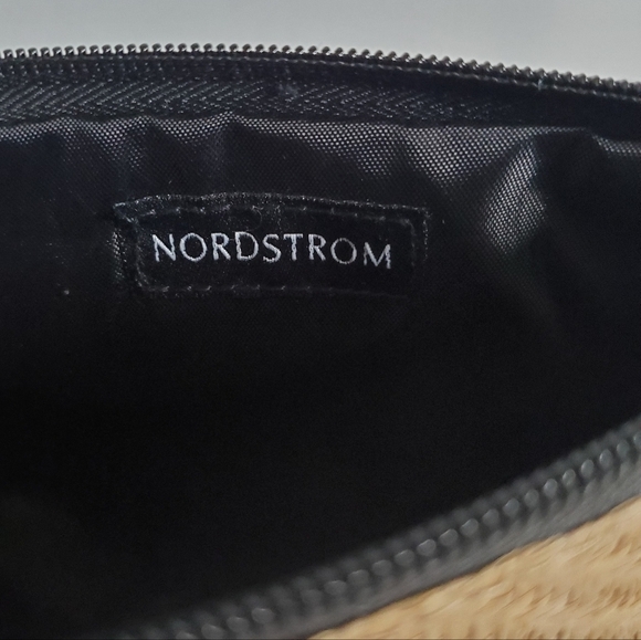 NORDSTROM Straw Beauty Tan Black Cosmetic Makeup Bag With Tassel - Picture 10 of 11